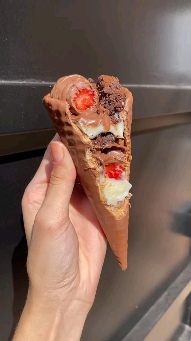 Ninho com Morango
